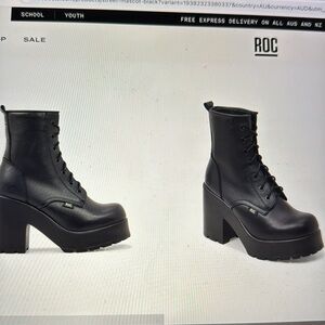 ROC Australia Mascot boot size 40